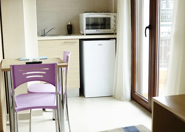 Somnia Skiathos Town