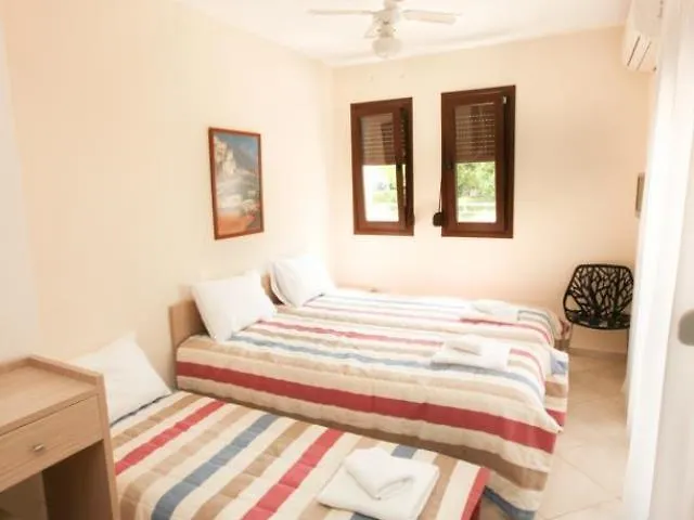 Somnia Aparthotel 3*