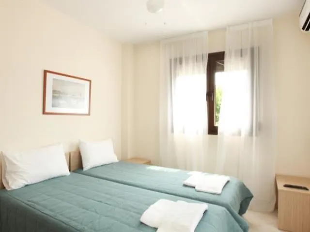 Somnia Aparthotel Skiathos Town