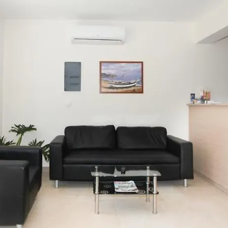Somnia Apart Otel İskados